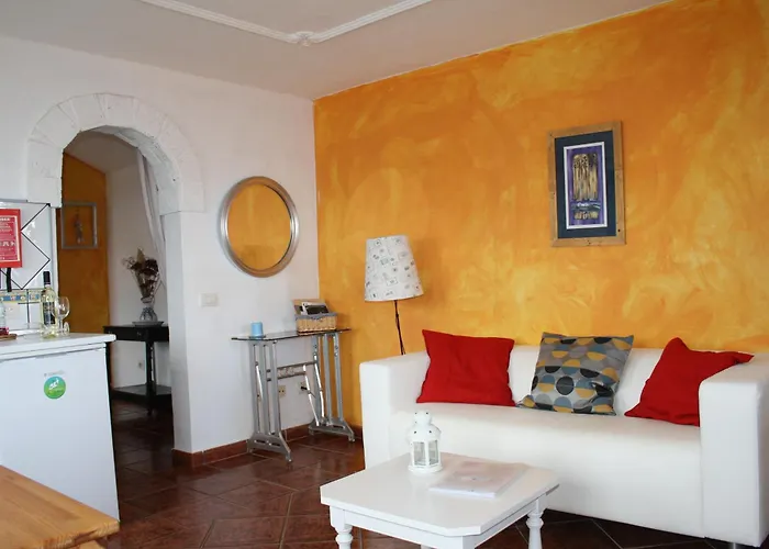 Ventanas De Lanzarote * بلايا كويمادا